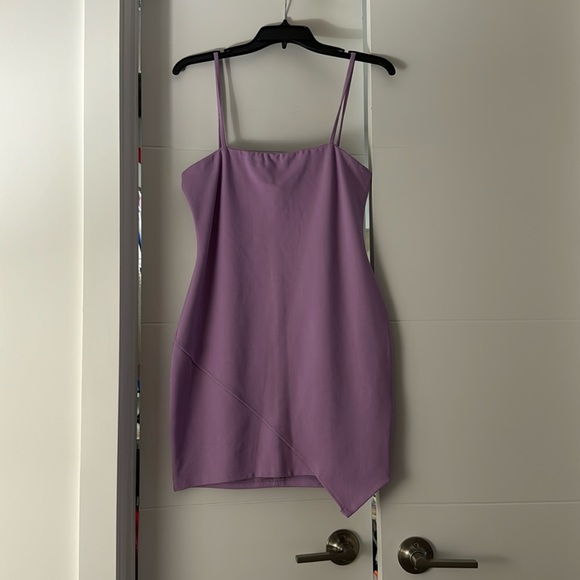 Purple Dress! - Picture 1 of 1